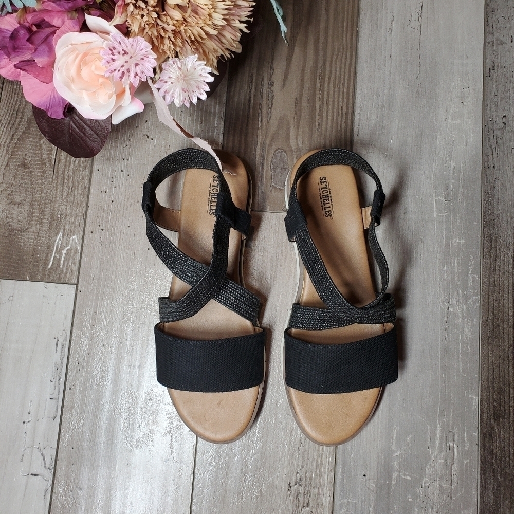Seychelles Black and Beige Criss Cross Strappy Sandals Women's Size 8 1/2 EUC